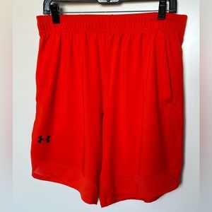 Men’s Under Armour Training Stretch Shorts size Large in Orange